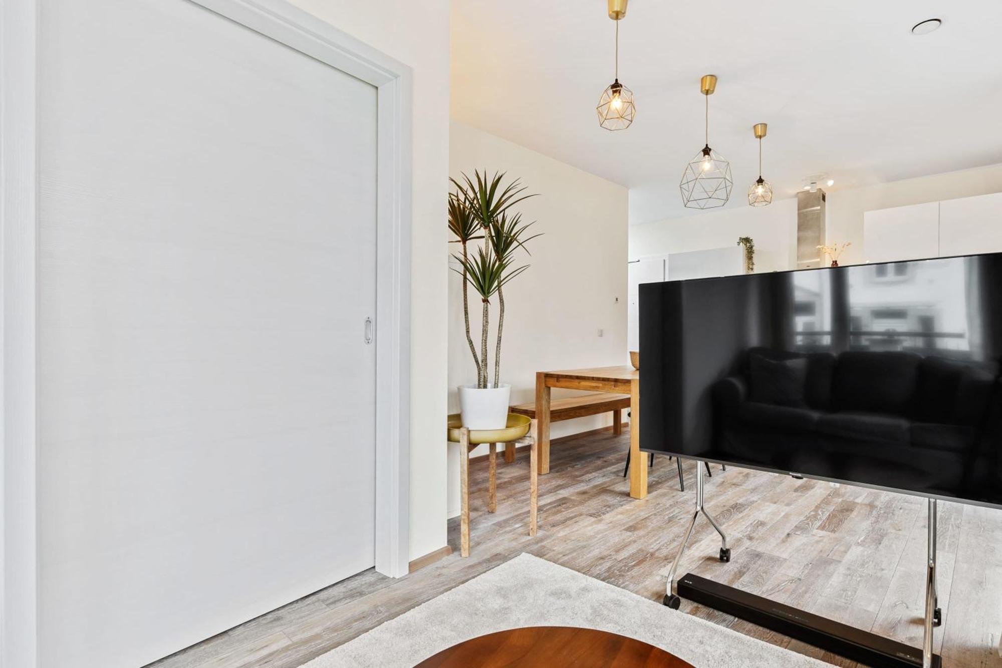 Апартаменты Elegant 1Br - Limpertsberg Gem Люксембург Экстерьер фото